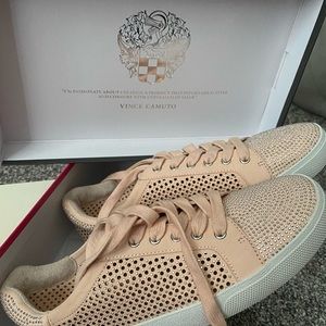 Vince Camuto sneakers new with box